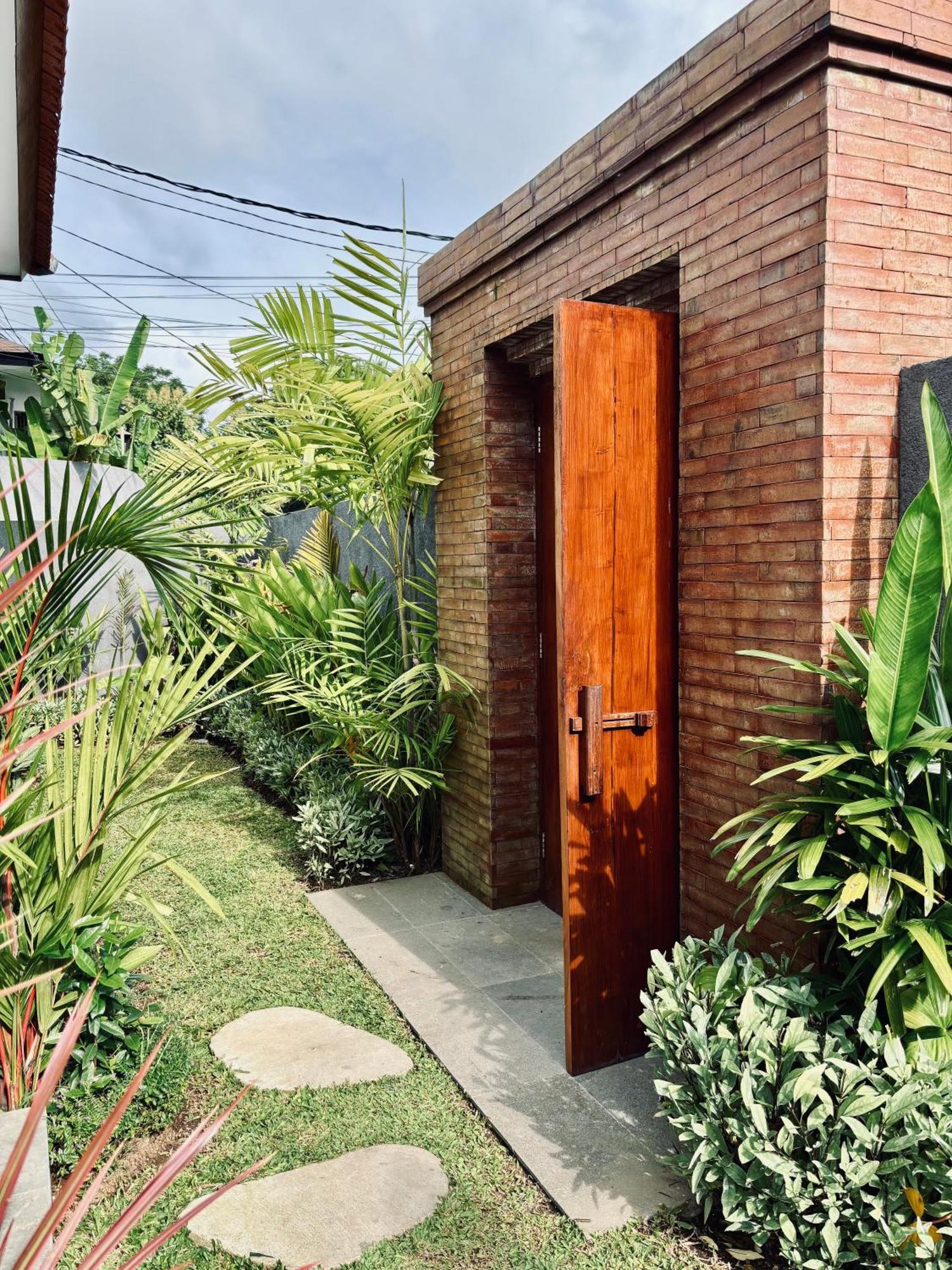 Kampana Homestay ウルワツ エクステリア 写真